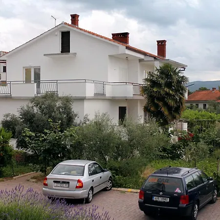 Double Krk 5509a Gostinjska kuća
